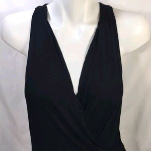 Express Women Black top  Stretch deep V-neck M